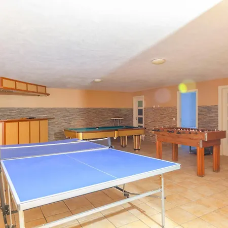 Prime - Com Piscina Aquecivel E Bbq Em וילה אלבופיירה