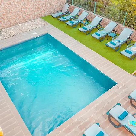 Prime - Com Piscina Aquecivel E Bbq Em * 알부페이라